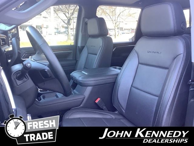 2025 GMC Sierra 2500HD Denali