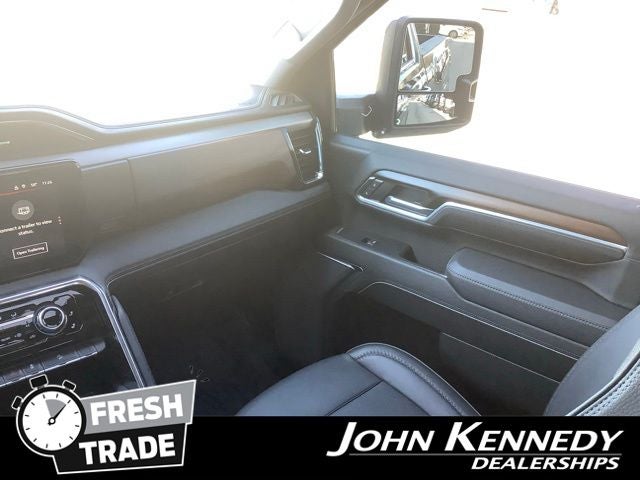 2025 GMC Sierra 2500HD Denali