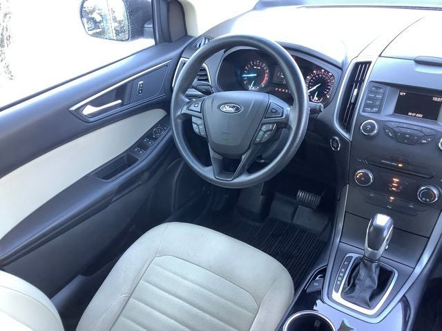 2017 Ford Edge SE