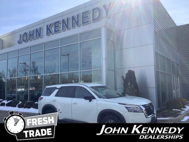 2023 Nissan Pathfinder S