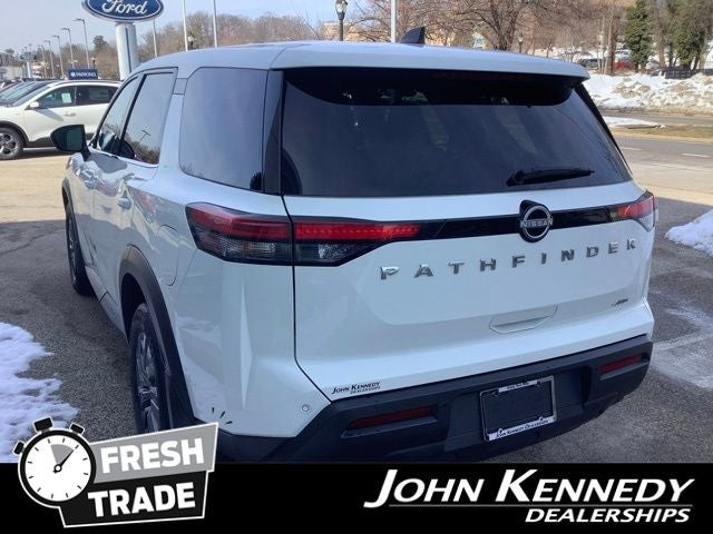 2023 Nissan Pathfinder S