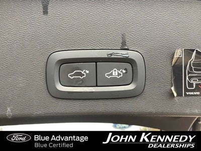 2021 Volvo XC40 Recharge Pure Electric P8