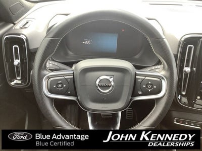 2021 Volvo XC40 Recharge Pure Electric P8