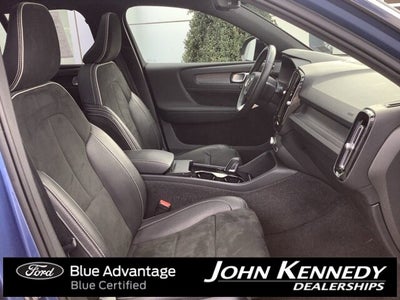 2021 Volvo XC40 Recharge Pure Electric P8