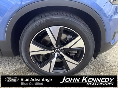 2021 Volvo XC40 Recharge Pure Electric P8