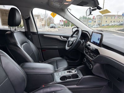 2022 Ford Escape SEL