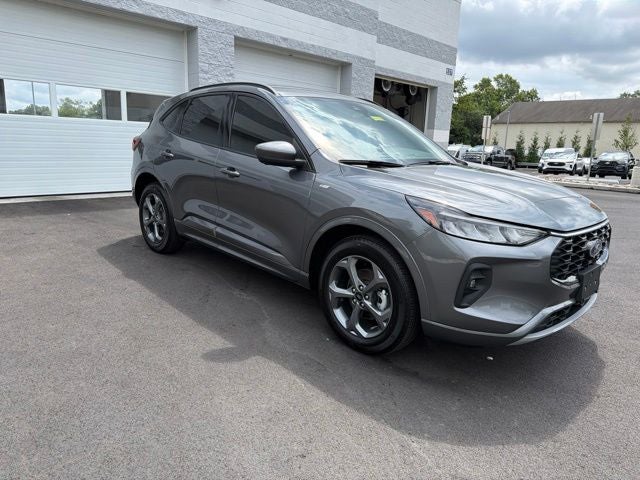 2023 Ford Escape Hybrid ST-Line Select