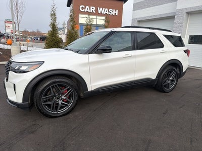 2025 Ford Explorer ST