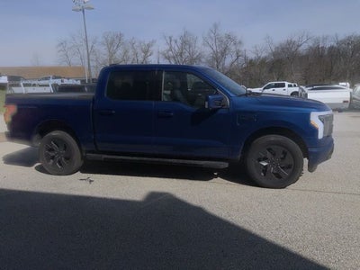 2022 Ford F-150 Lightning Lariat
