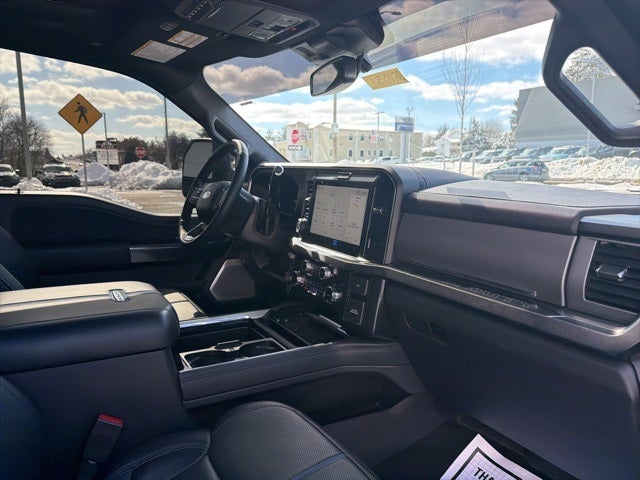 2025 Ford F-350SD Platinum