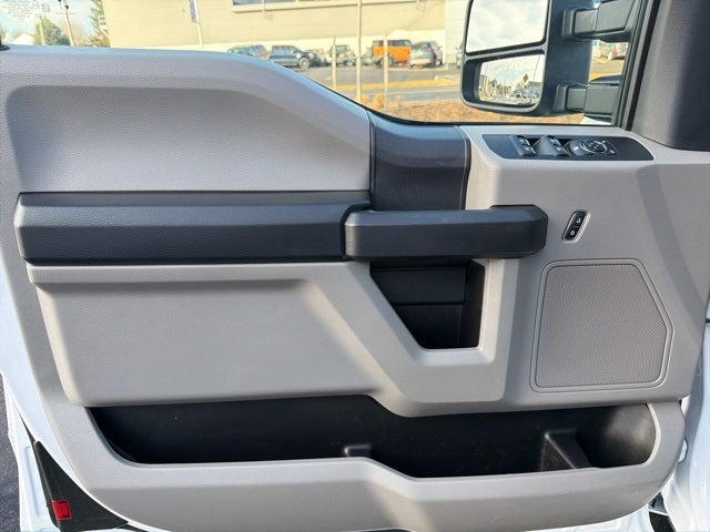 2022 Ford F-350SD XL