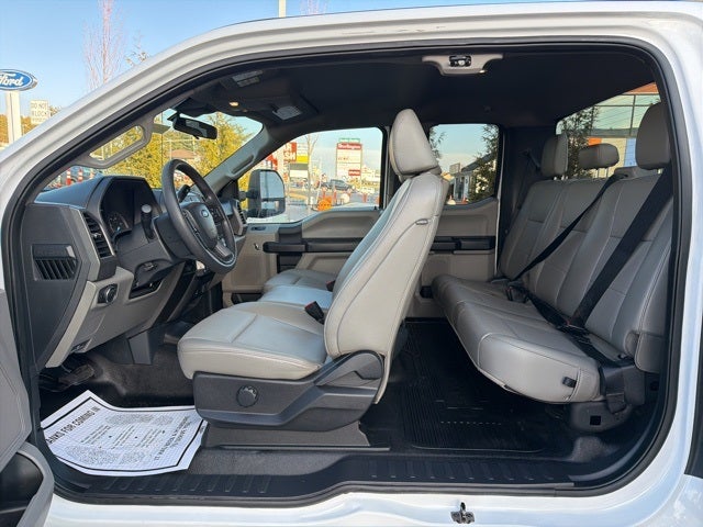 2022 Ford F-350SD XL