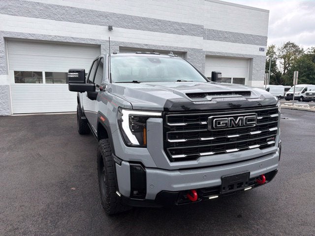 2025 GMC Sierra 3500HD AT4