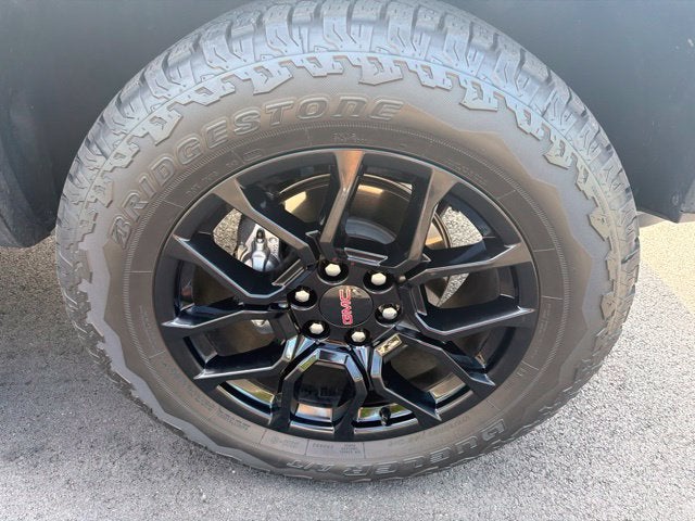 2025 GMC Canyon AT4