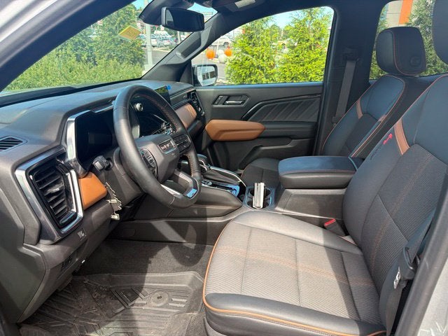 2025 GMC Canyon AT4