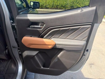 2025 GMC Canyon AT4