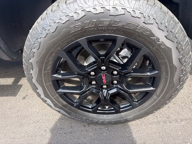 2025 GMC Canyon AT4