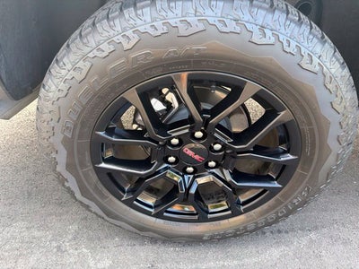 2025 GMC Canyon AT4