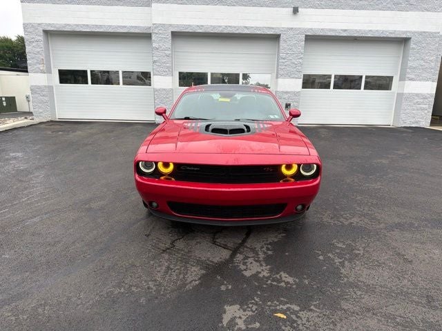 2016 Dodge Challenger R/T Shaker