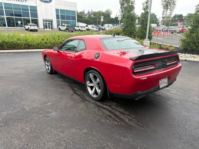 2016 Dodge Challenger R/T Shaker