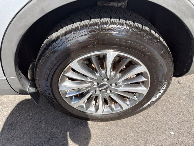 2023 Lincoln Nautilus Standard