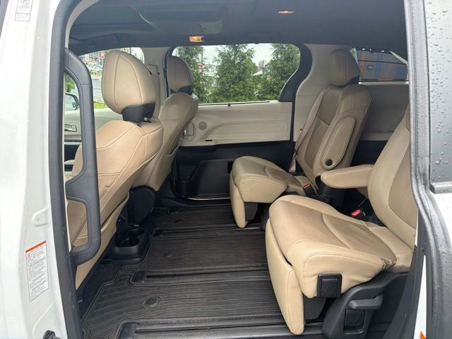 2024 Toyota Sienna Limited 7 Passenger
