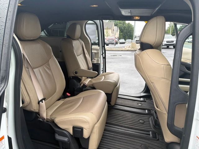 2024 Toyota Sienna Limited 7 Passenger