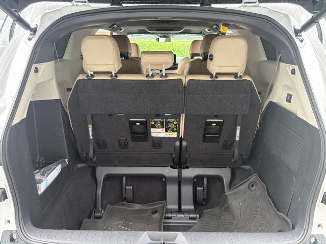 2024 Toyota Sienna Limited 7 Passenger
