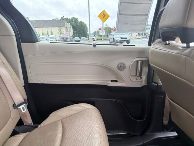 2024 Toyota Sienna Limited 7 Passenger