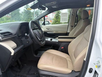 2024 Toyota Sienna Limited 7 Passenger