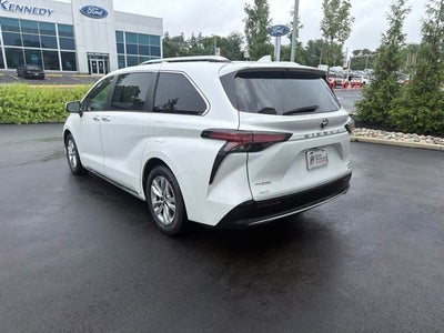 2024 Toyota Sienna Limited 7 Passenger