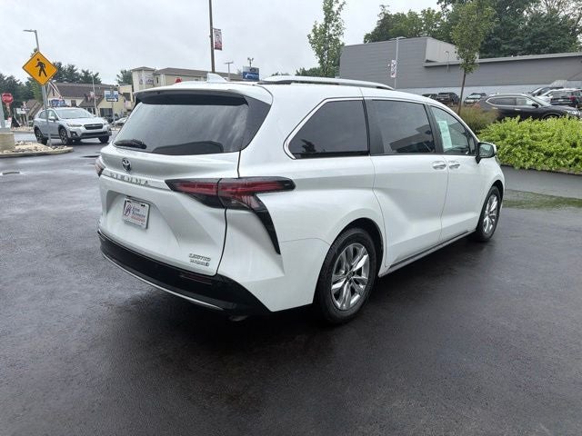 2024 Toyota Sienna Limited 7 Passenger