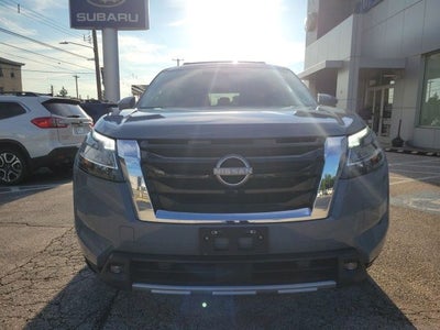 2022 Nissan Pathfinder Platinum