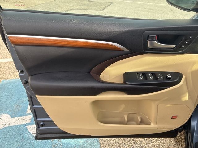 2017 Toyota Highlander Limited