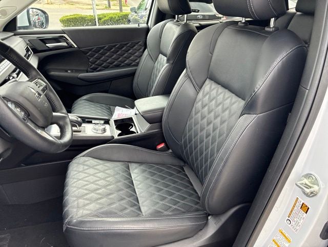2024 Mitsubishi Outlander SEL