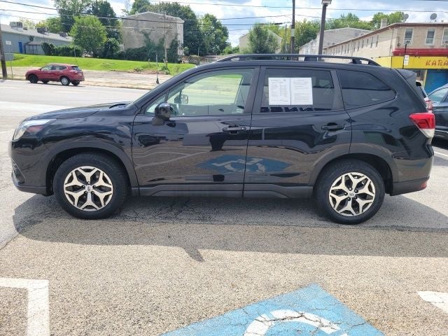 2024 Subaru Forester Premium