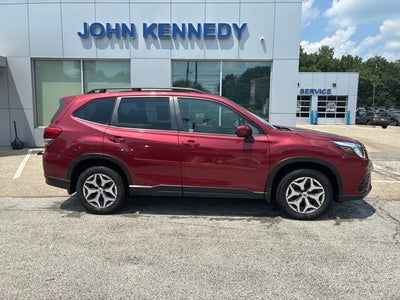2023 Subaru Forester Premium