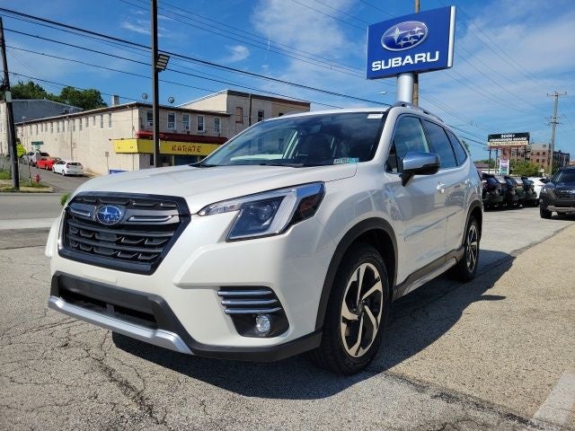 2023 Subaru Forester Touring