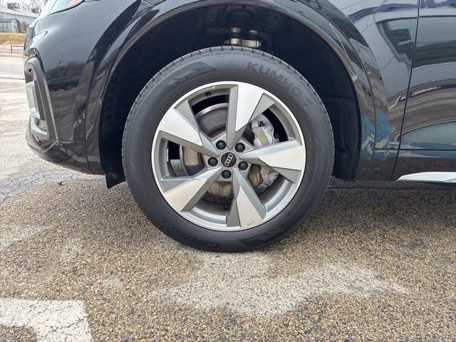 2023 Audi Q5 40 Premium quattro