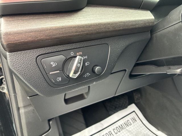 2023 Audi Q5 40 Premium quattro