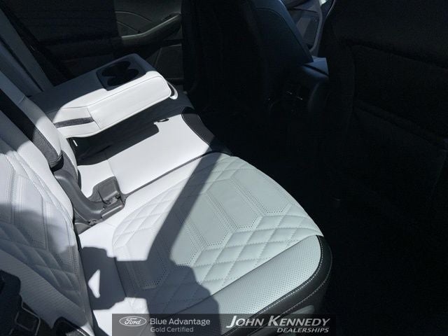 2024 Ford Escape Plug-In Hybrid Base