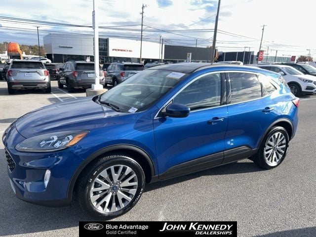 2022 Ford Escape Titanium