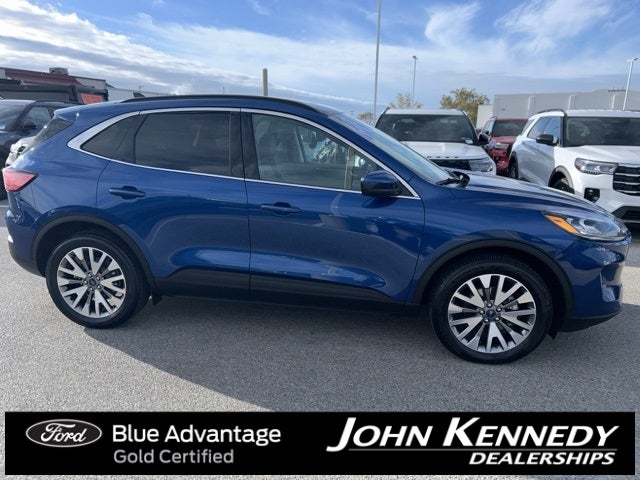 2022 Ford Escape Titanium