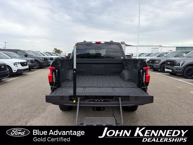 2024 Ford F-150 Lightning Flash