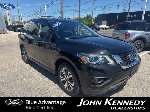 2017 Nissan Pathfinder SL