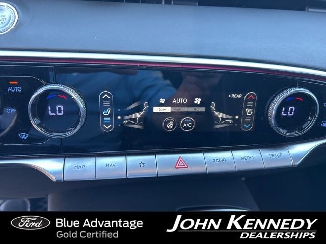 2023 Genesis GV70 2.5T
