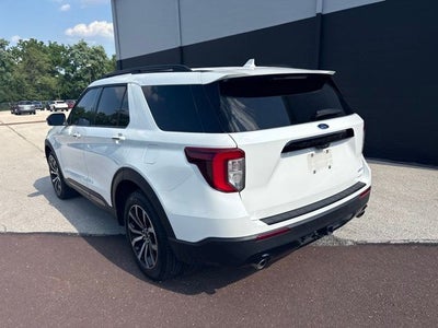 2024 Ford Explorer ST-Line
