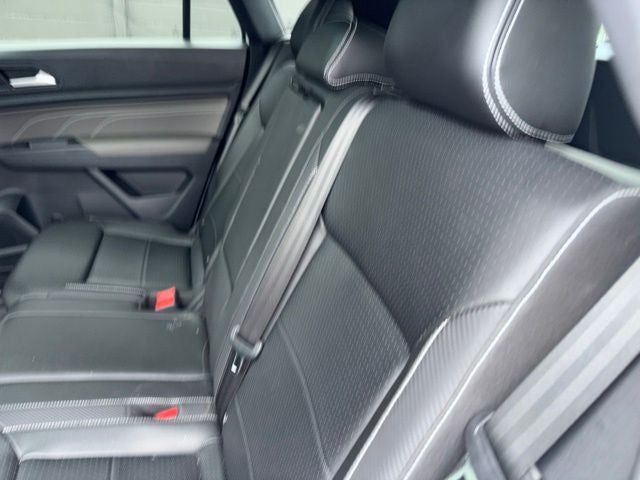 2021 Volkswagen Atlas Cross Sport 3.6L V6 SEL R-Line