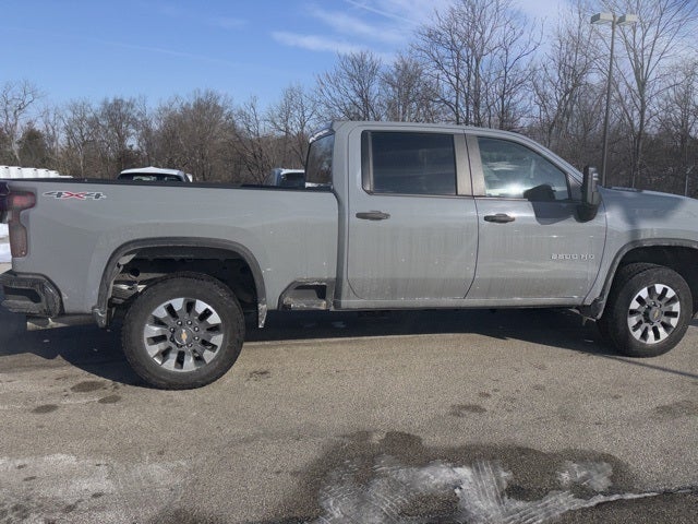2024 Chevrolet Silverado 2500HD Custom