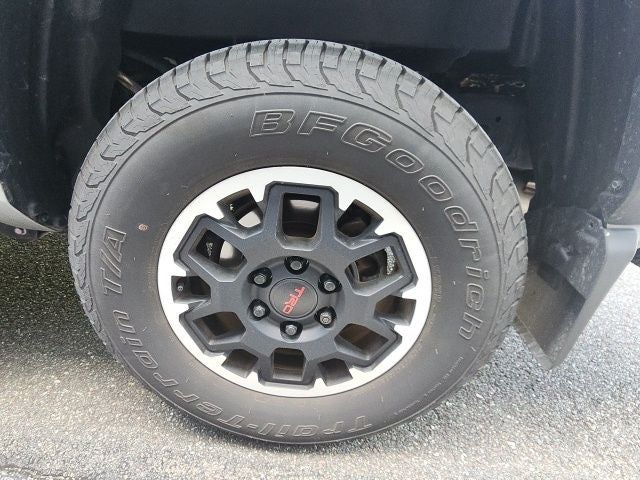 2024 Toyota Tacoma TRD Off-Road